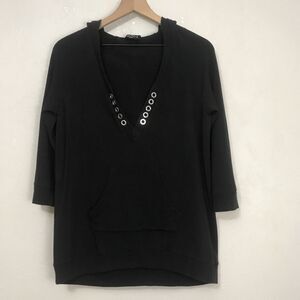 Bebe Top Women's SIze S Short Sleeve Hooded Pullover Riveted V-Neck Sweatshirt